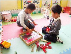 95视频A片免费体验区品牌介绍孩子们在不同的时期是如何面对电脑的?